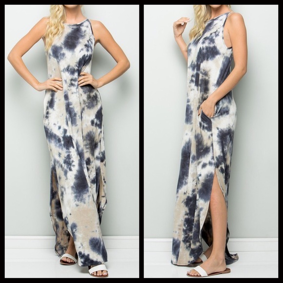 Dresses & Skirts - 40% CLEARANCE 🎄Brianna Tie Dye Maxi-Navy